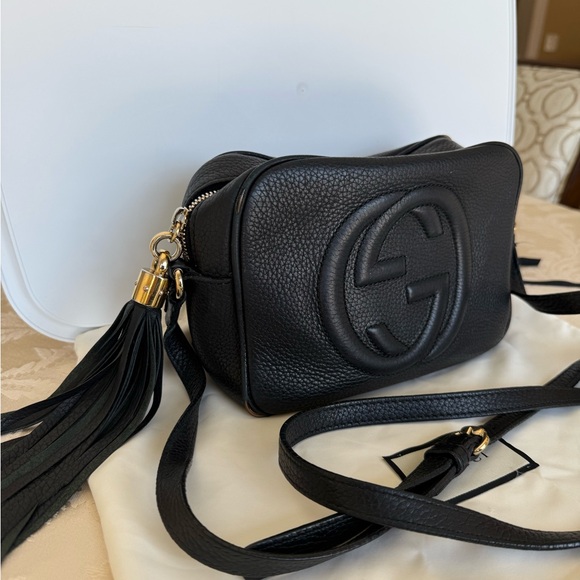 Gucci Pebbled Calfskin Small Soho
Disco Bag - Picture 13 of 16